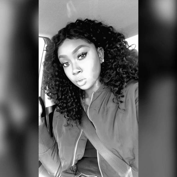 Meet your Posher, Ashli - Picture 1 of 1